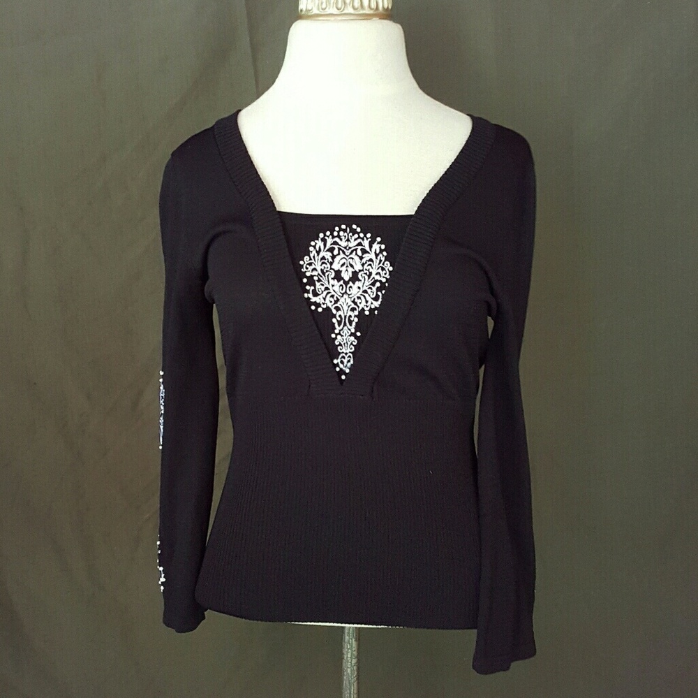 Ninety - black PS Sweater top, Vneck, long sleeve